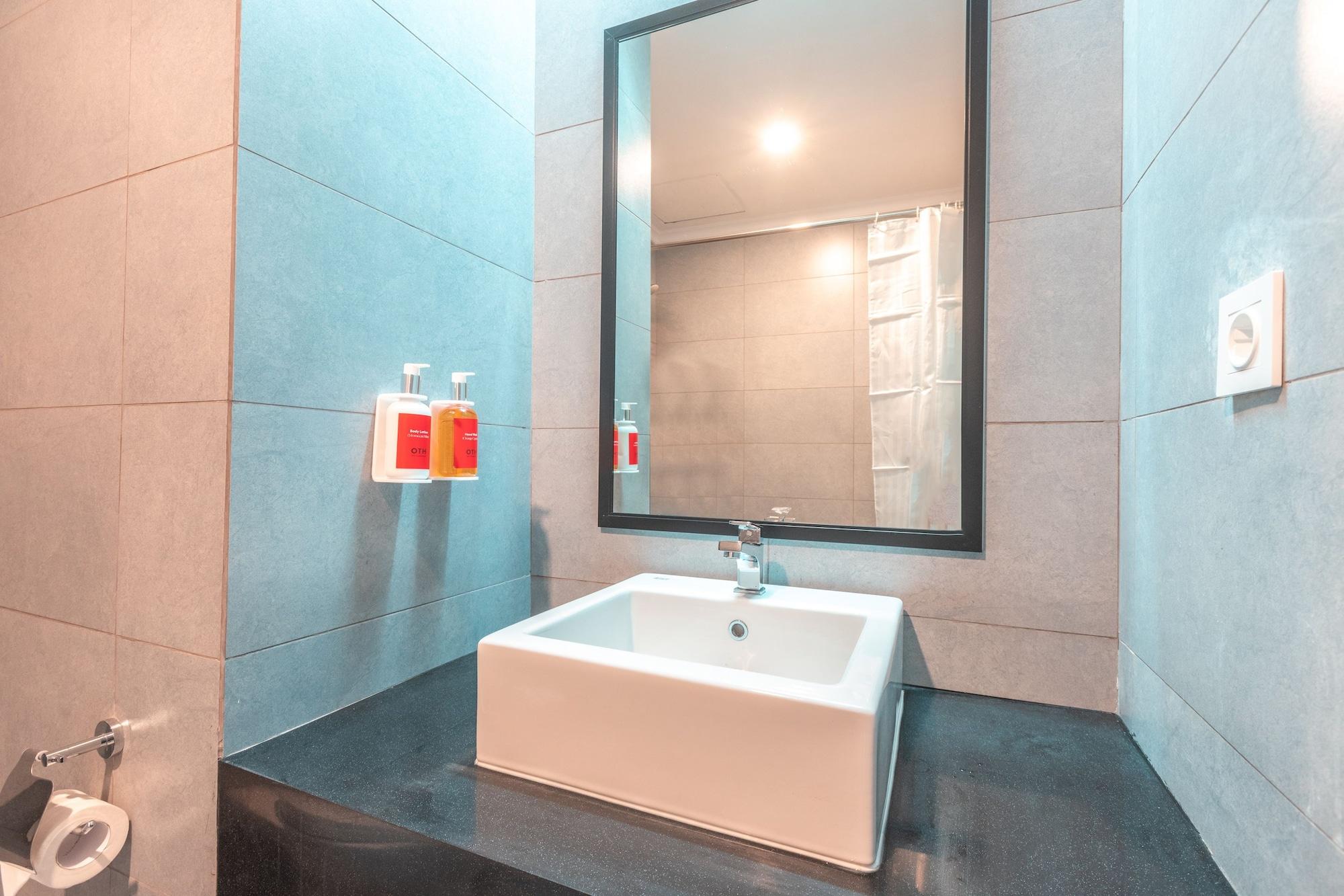 Super Oyo Townhouse 2 Hotel Gunung Sahari Dżakarta Zewnętrze zdjęcie