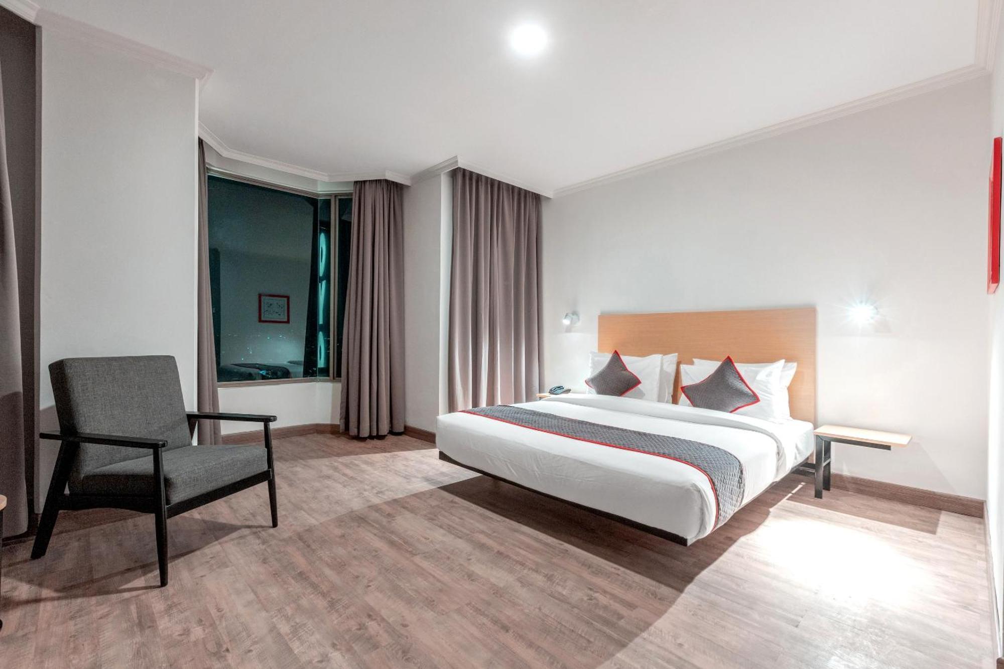 Super Oyo Townhouse 2 Hotel Gunung Sahari Dżakarta Zewnętrze zdjęcie
