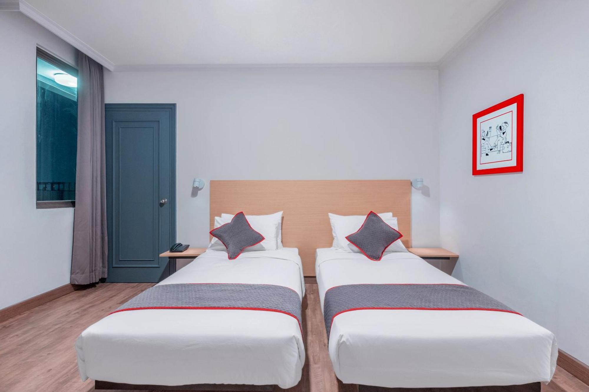 Super Oyo Townhouse 2 Hotel Gunung Sahari Dżakarta Zewnętrze zdjęcie
